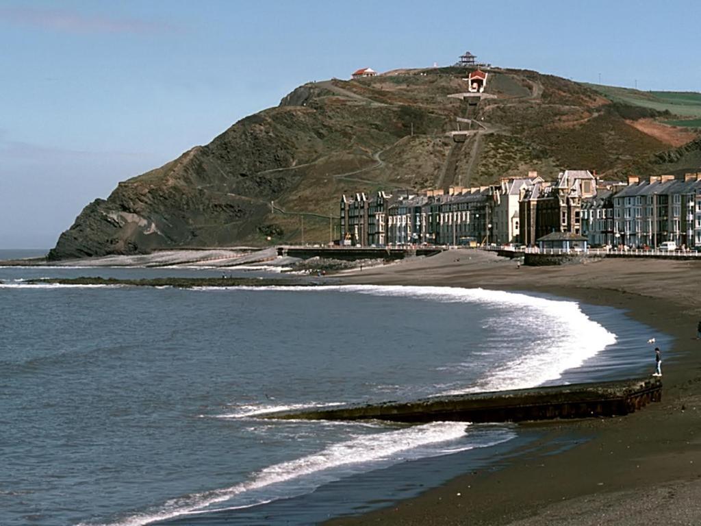 Harry'S Hotel & Restaurant Aberystwyth Zewnętrze zdjęcie