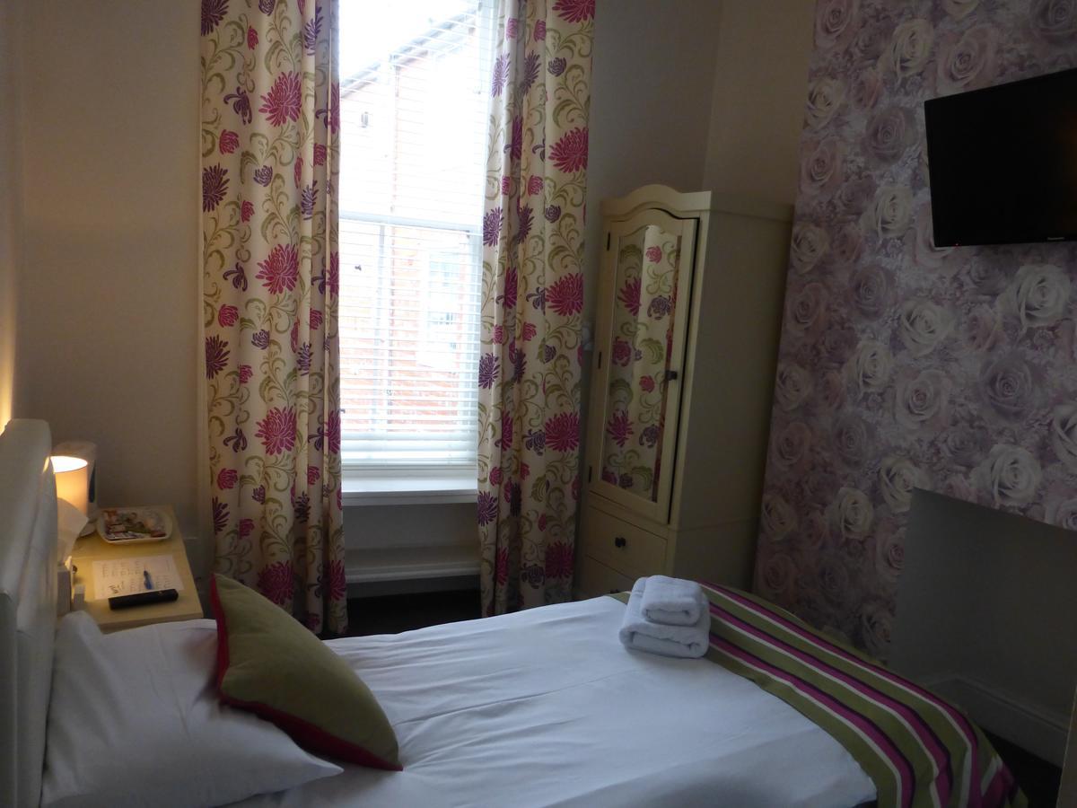 Harry'S Hotel & Restaurant Aberystwyth Zewnętrze zdjęcie