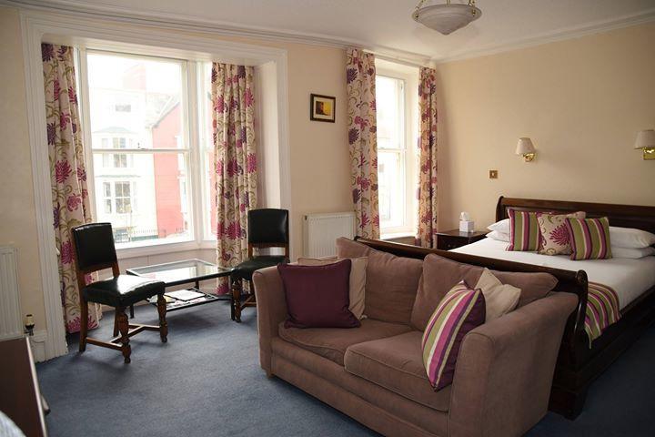Harry'S Hotel & Restaurant Aberystwyth Zewnętrze zdjęcie